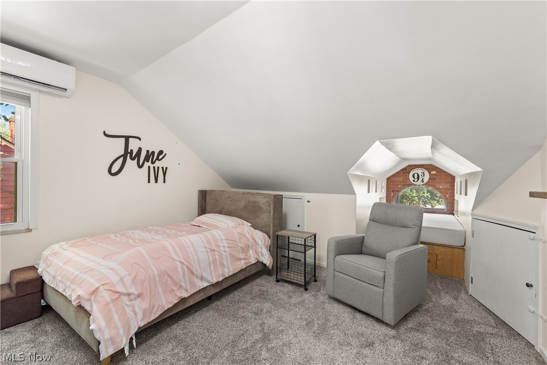 6938 Brookside Road Independence OH 44131