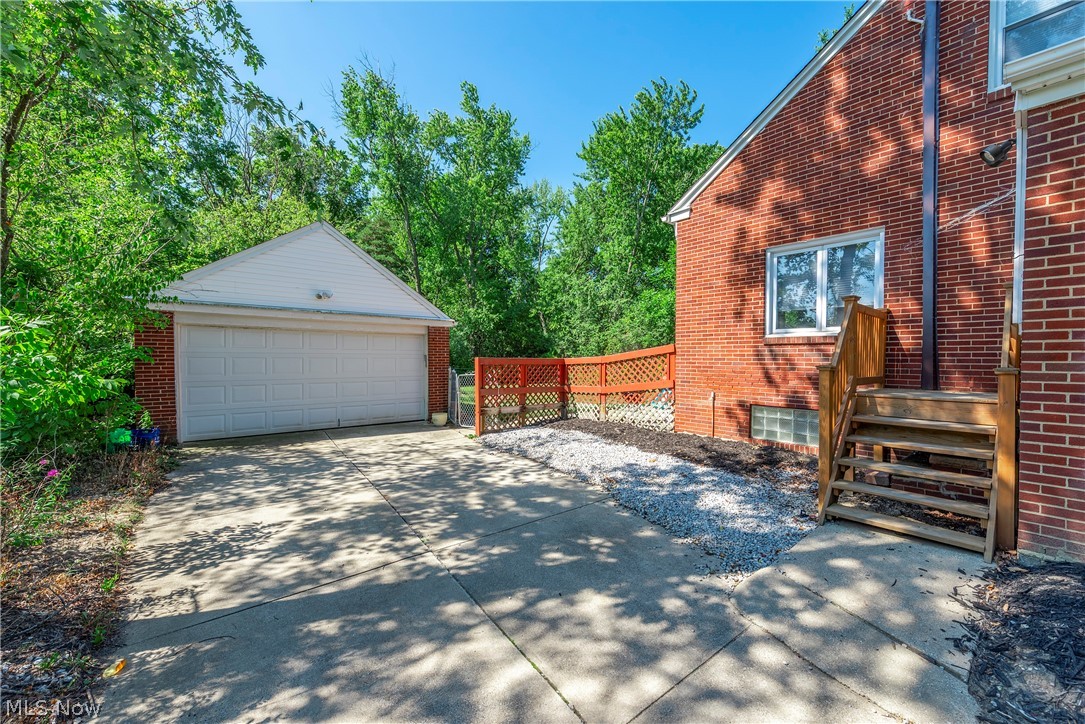 6938 Brookside Road Independence OH 44131