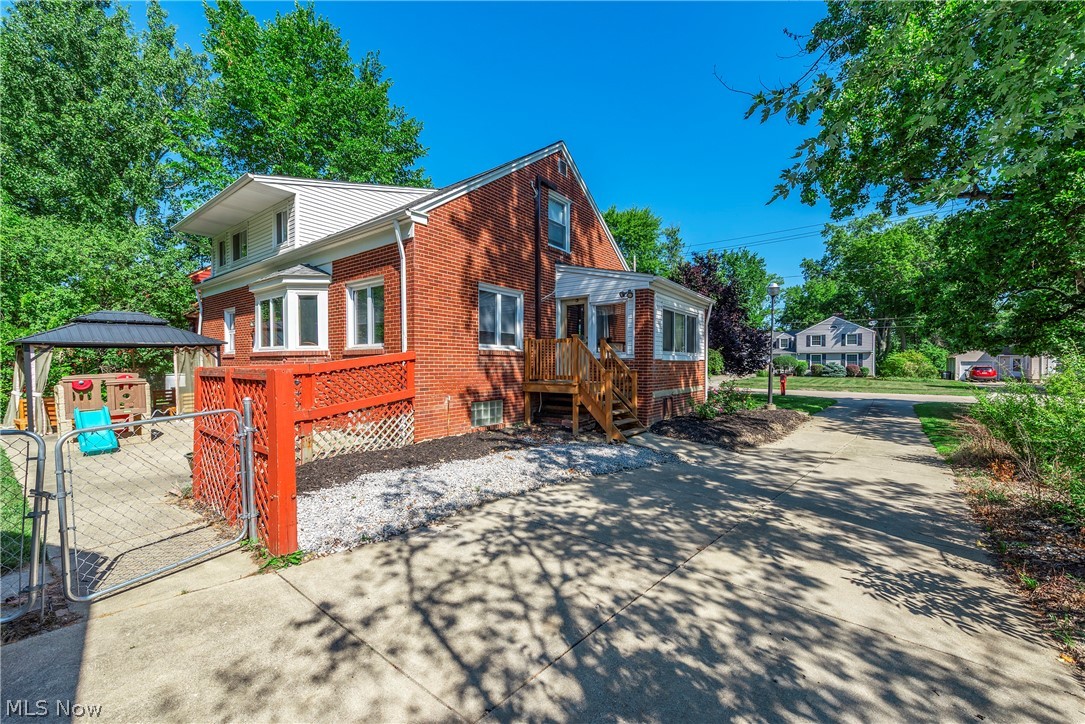 6938 Brookside Road Independence OH 44131