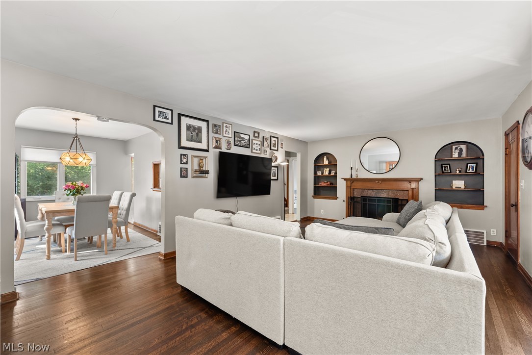 6938 Brookside Road Independence OH 44131