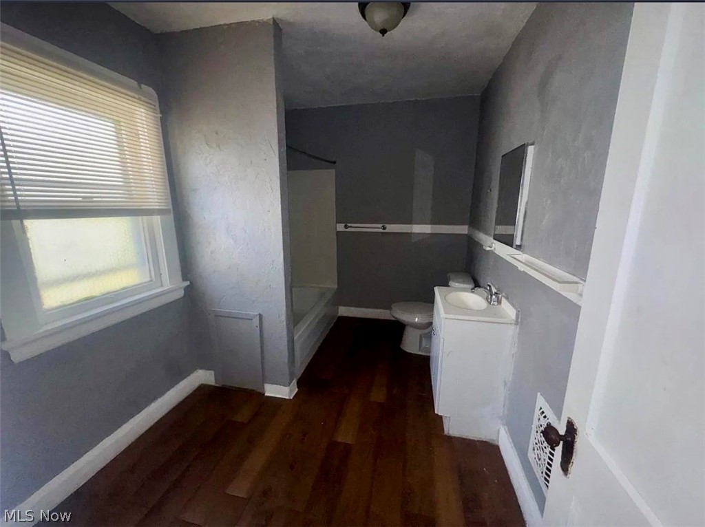10006 Pierpont Avenue Cleveland OH 44108