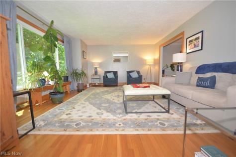 735 Fessler Drive Uniontown OH 44685