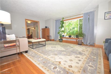 735 Fessler Drive Uniontown OH 44685