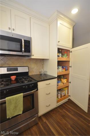 735 Fessler Drive Uniontown OH 44685