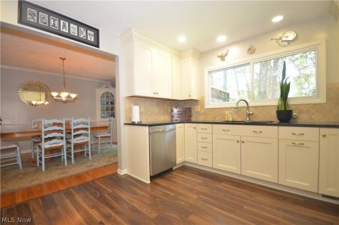 735 Fessler Drive Uniontown OH 44685
