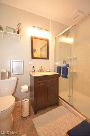 735 Fessler Drive Uniontown OH 44685