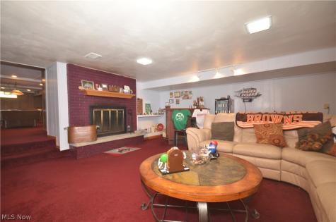 735 Fessler Drive Uniontown OH 44685