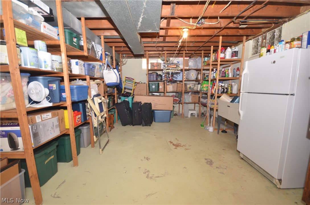 735 Fessler Drive Uniontown OH 44685