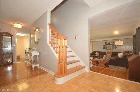 735 Fessler Drive Uniontown OH 44685