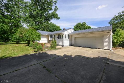 2950 Stanton Avenue NW Massillon OH 44647