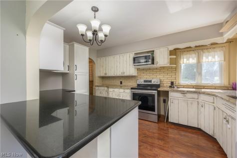 2950 Stanton Avenue NW Massillon OH 44647