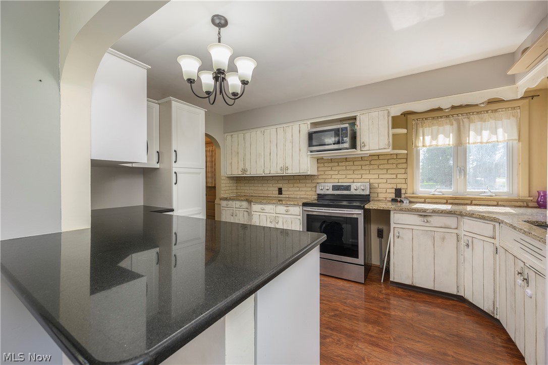 2950 Stanton Avenue NW Massillon OH 44647