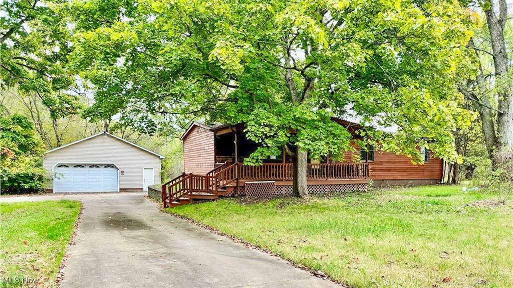 13885 Beard Road New Springfield OH 44443