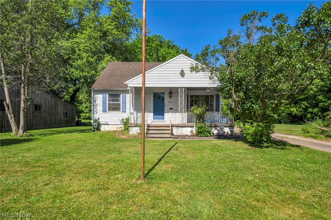 1604 Nebraska Avenue Lorain OH 44052
