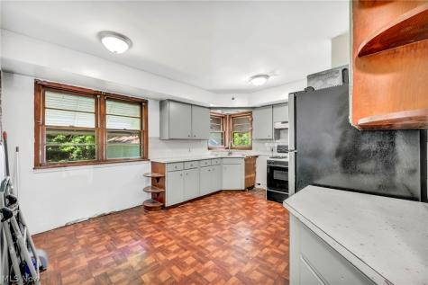 1604 Nebraska Avenue Lorain OH 44052