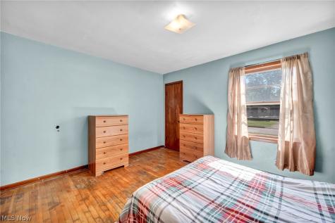 1604 Nebraska Avenue Lorain OH 44052
