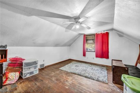 1604 Nebraska Avenue Lorain OH 44052