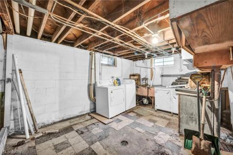 1604 Nebraska Avenue Lorain OH 44052