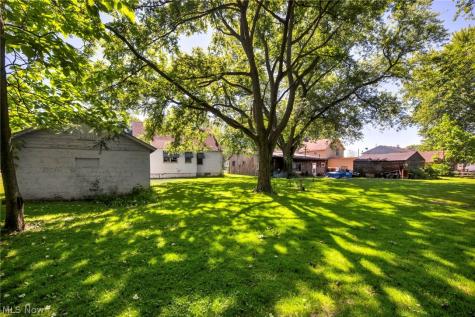 1604 Nebraska Avenue Lorain OH 44052
