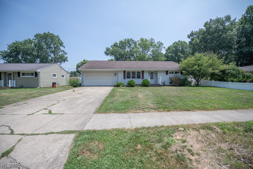 129 S James Street Dover OH 44622