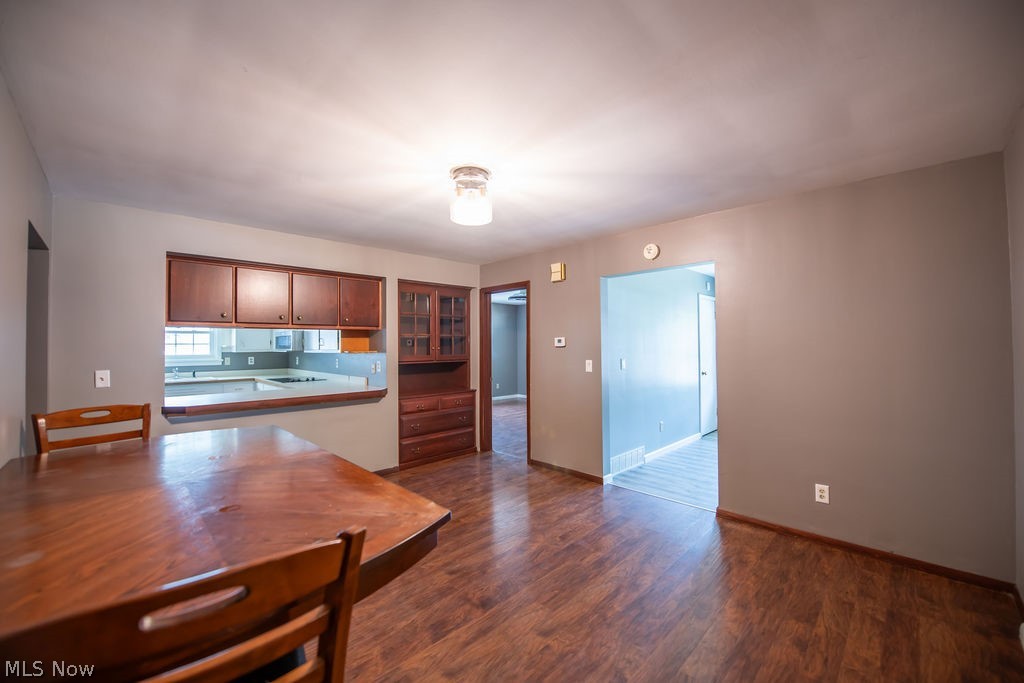 129 S James Street Dover OH 44622
