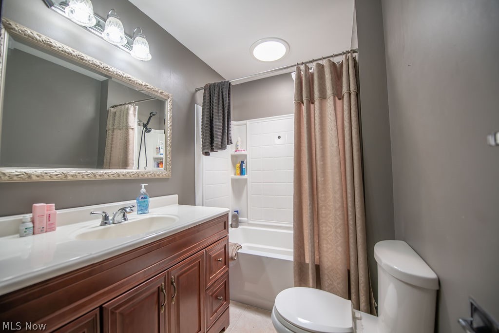 129 S James Street Dover OH 44622