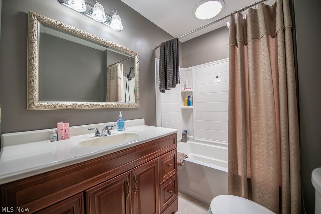 129 S James Street Dover OH 44622