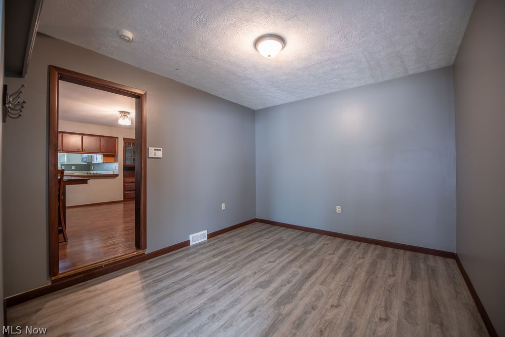 129 S James Street Dover OH 44622