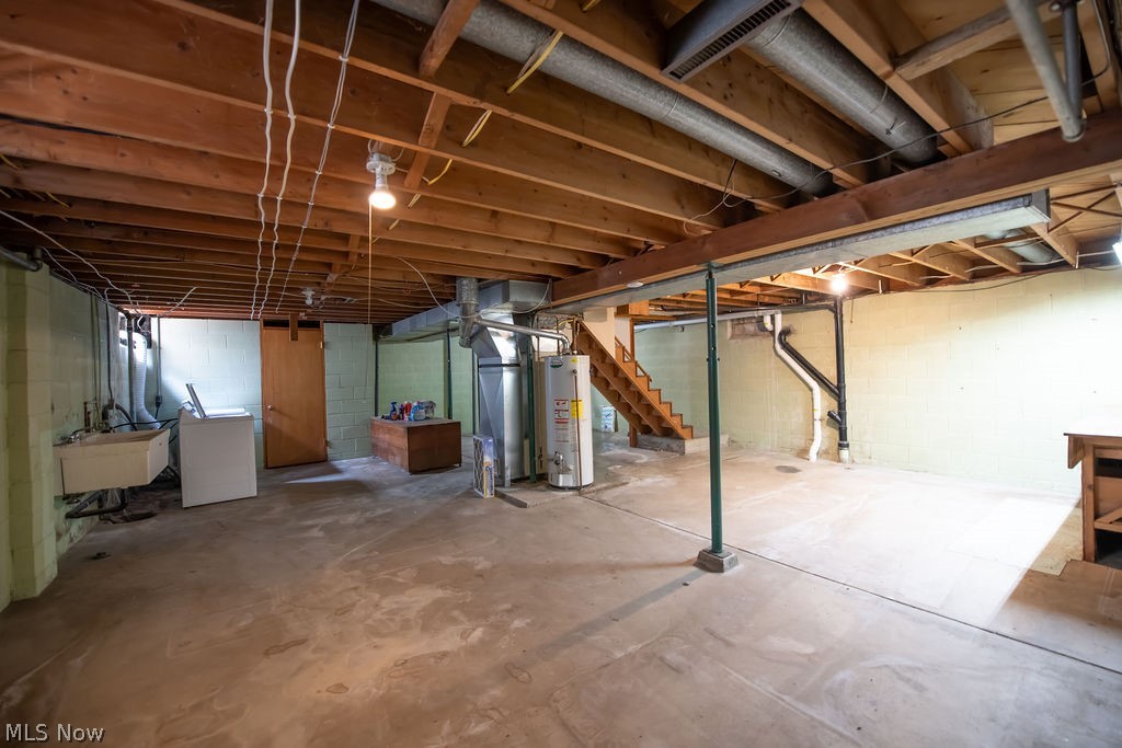 129 S James Street Dover OH 44622