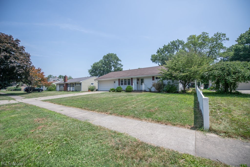 129 S James Street Dover OH 44622