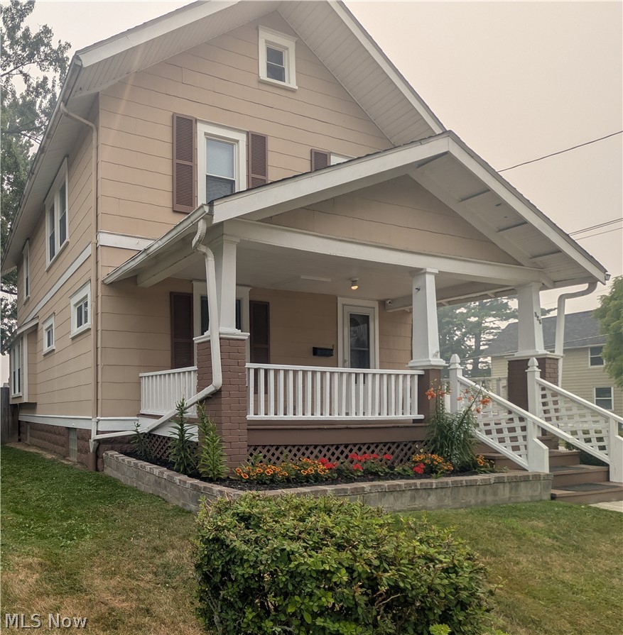 526 Grant Avenue Cuyahoga Falls OH 44221