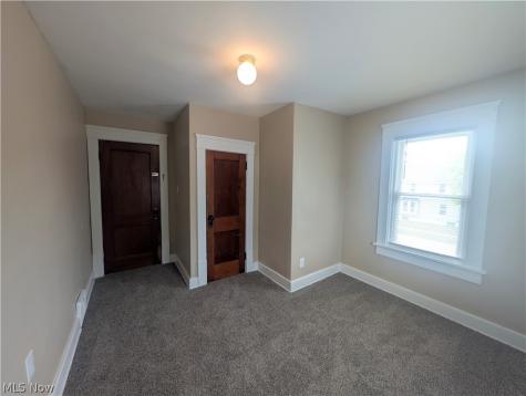 526 Grant Avenue Cuyahoga Falls OH 44221