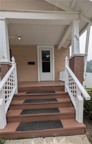 526 Grant Avenue Cuyahoga Falls OH 44221