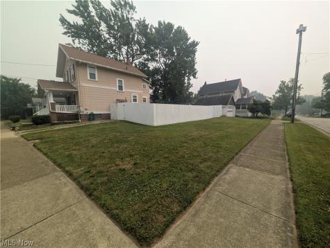 526 Grant Avenue Cuyahoga Falls OH 44221