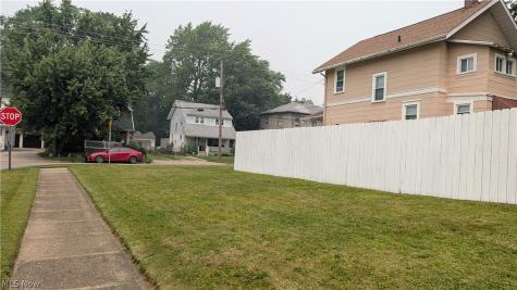 526 Grant Avenue Cuyahoga Falls OH 44221