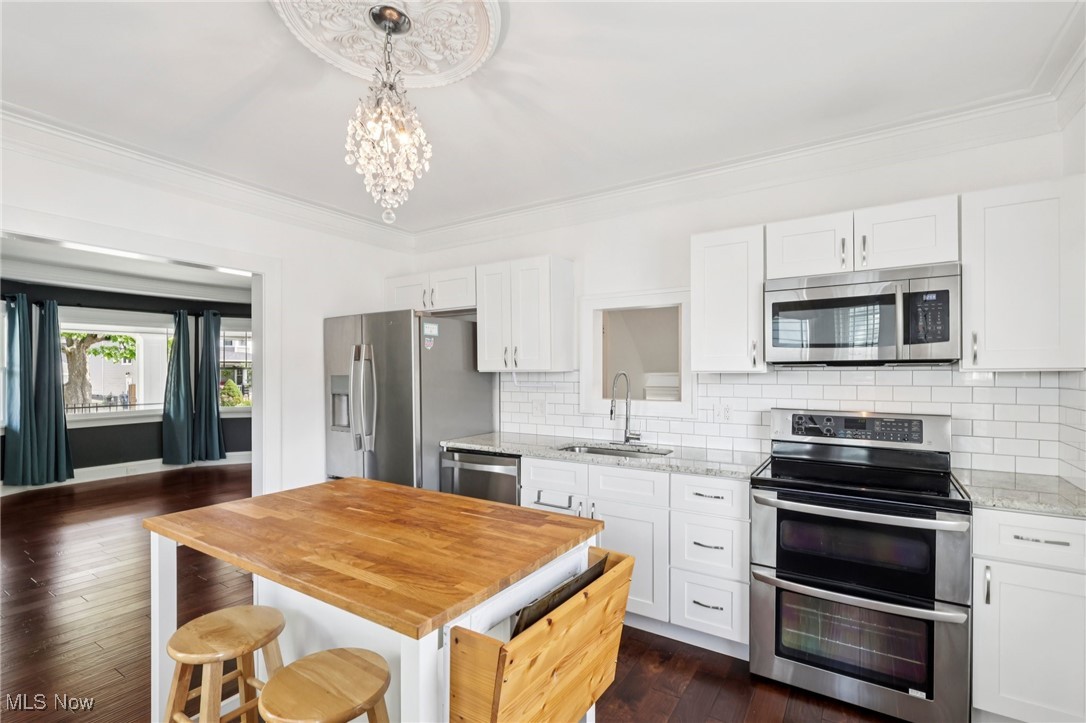 1300 Giel Avenue Lakewood OH 44107