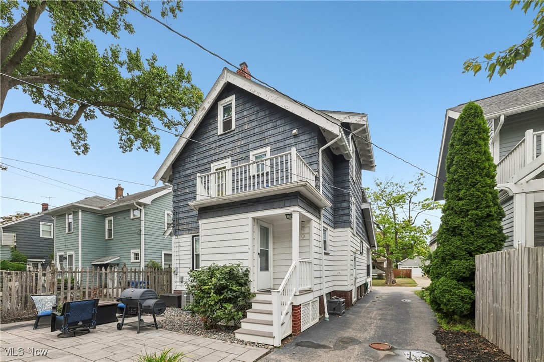 1300 Giel Avenue Lakewood OH 44107