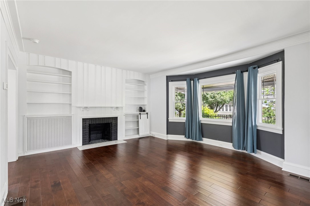 1300 Giel Avenue Lakewood OH 44107