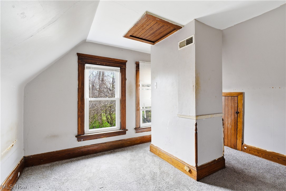 9609 Yale Avenue Cleveland OH 44108