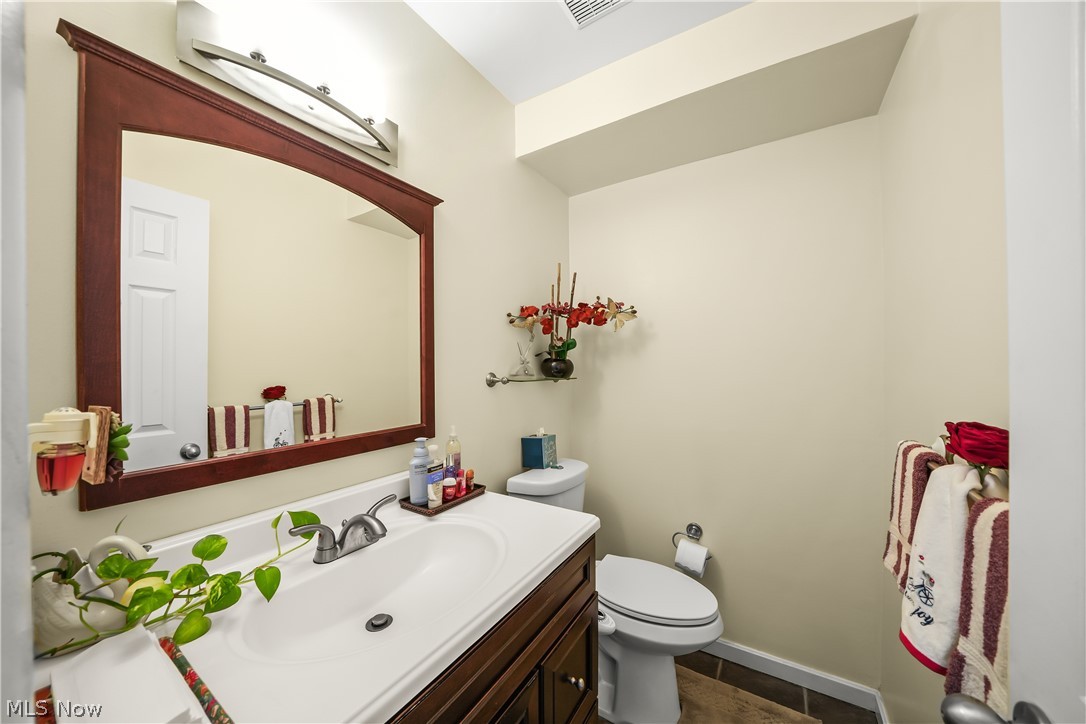 4781 N Hillary Oval Richmond Heights OH 44143