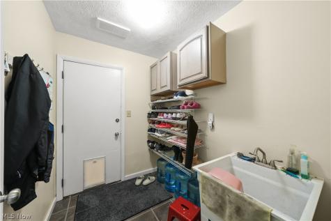 4781 N Hillary Oval Richmond Heights OH 44143