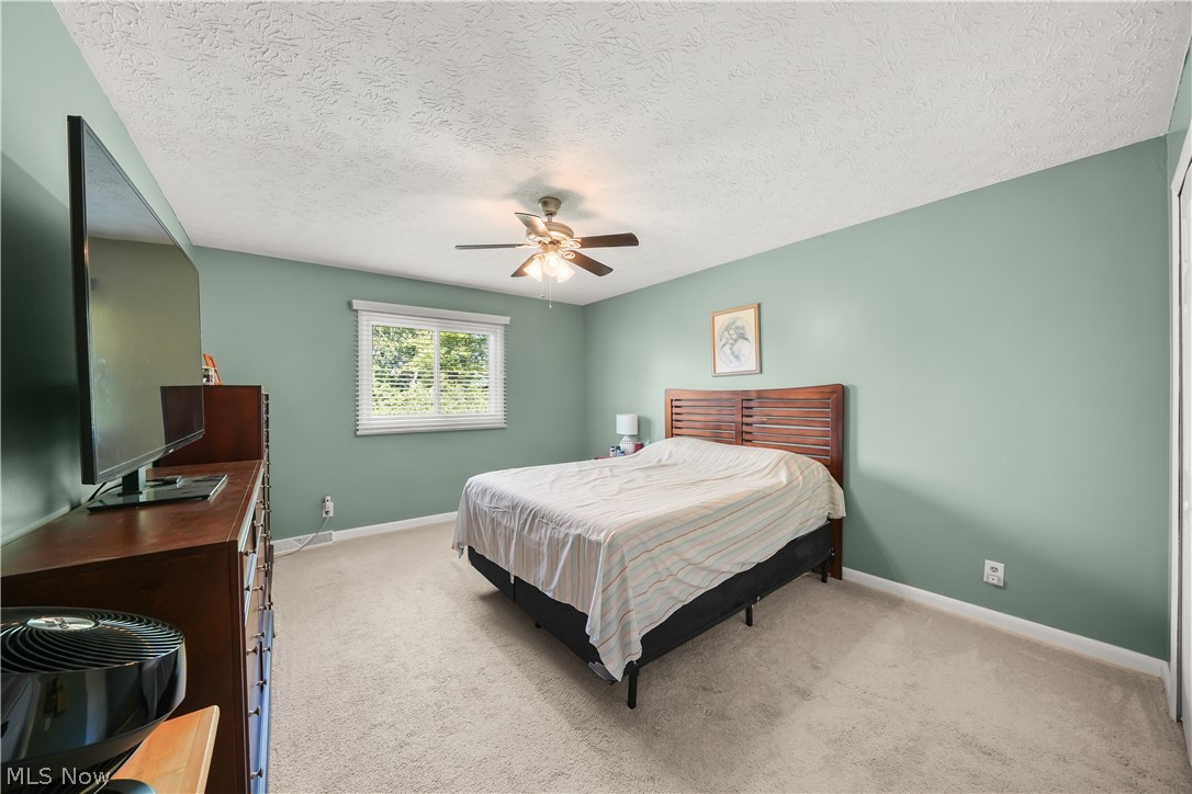 4781 N Hillary Oval Richmond Heights OH 44143