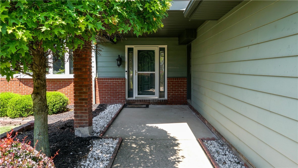 4781 N Hillary Oval Richmond Heights OH 44143