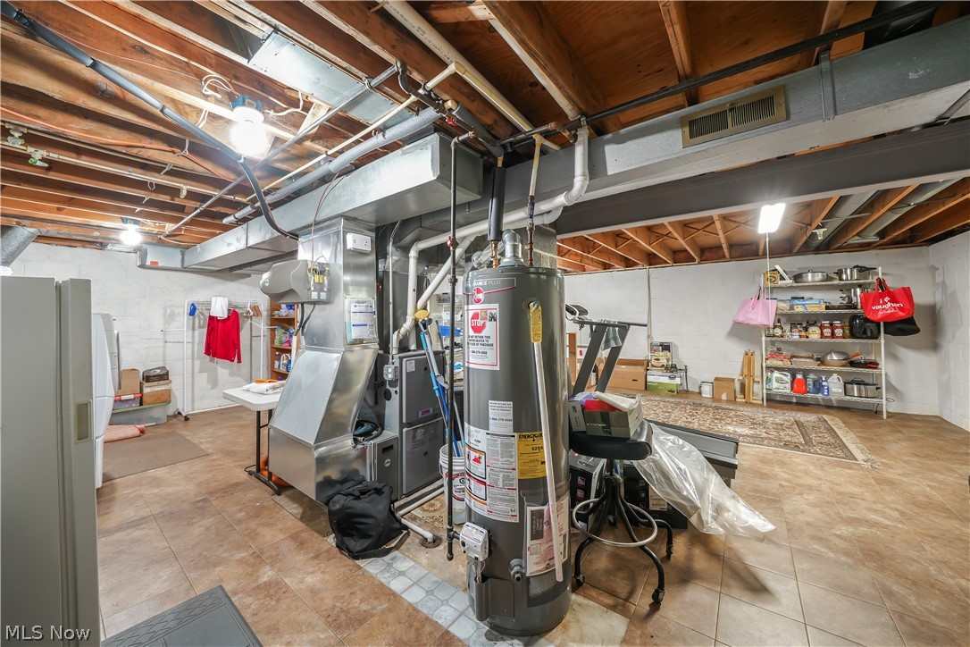 4781 N Hillary Oval Richmond Heights OH 44143