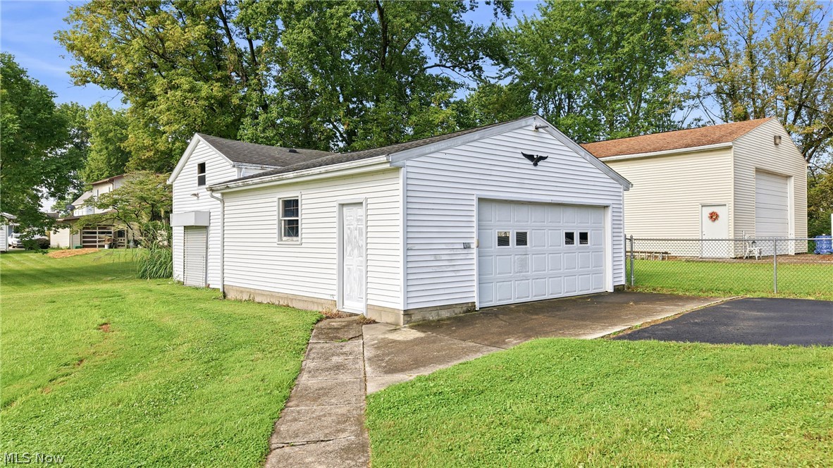 30 E Liberty Street Newton Falls OH 44444