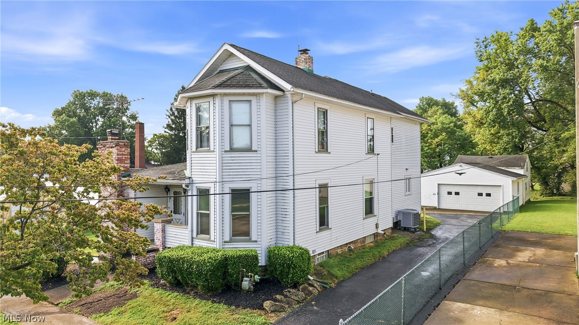30 E Liberty Street Newton Falls OH 44444