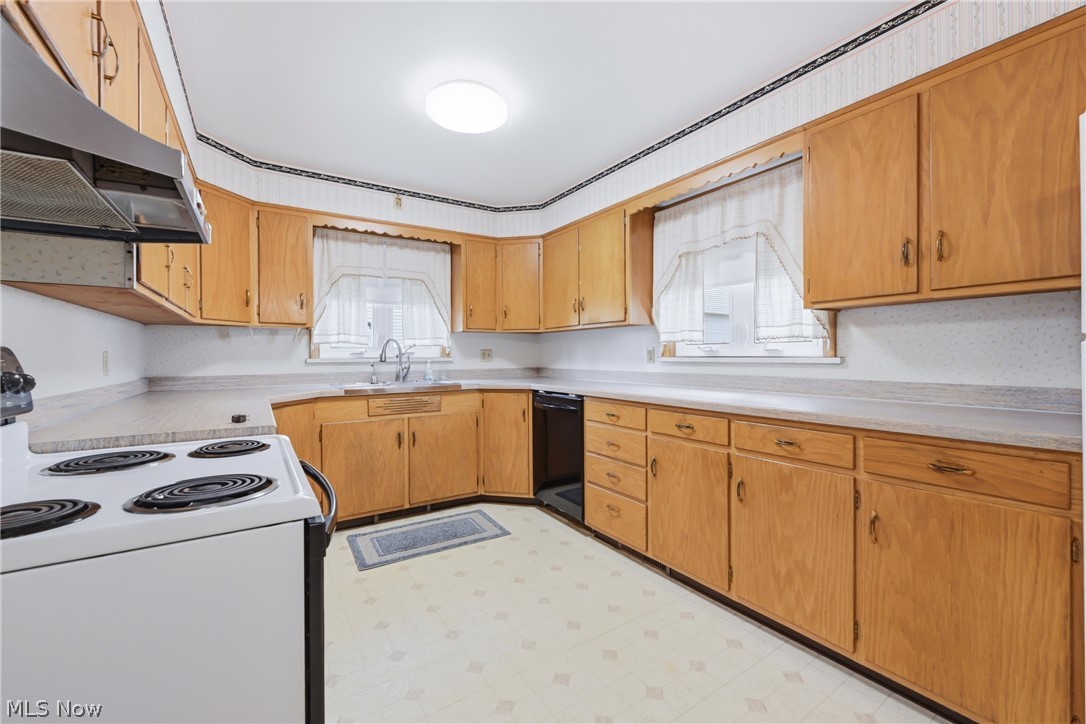 30 E Liberty Street Newton Falls OH 44444