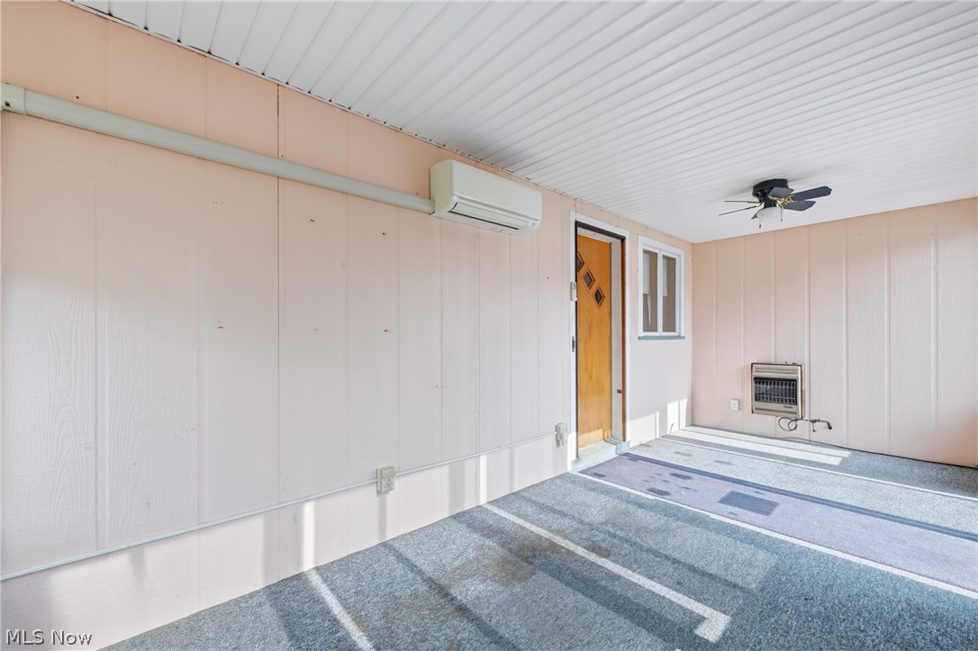 30 E Liberty Street Newton Falls OH 44444