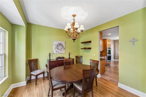 31904 Fieldstone Circle Avon Lake OH 44012