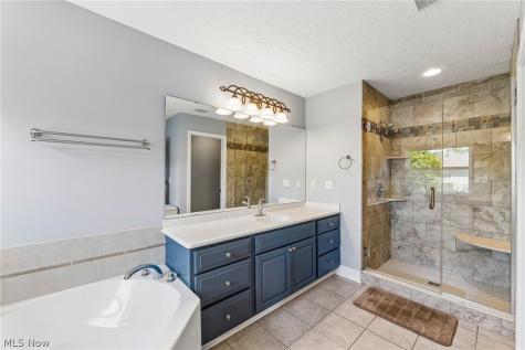31904 Fieldstone Circle Avon Lake OH 44012
